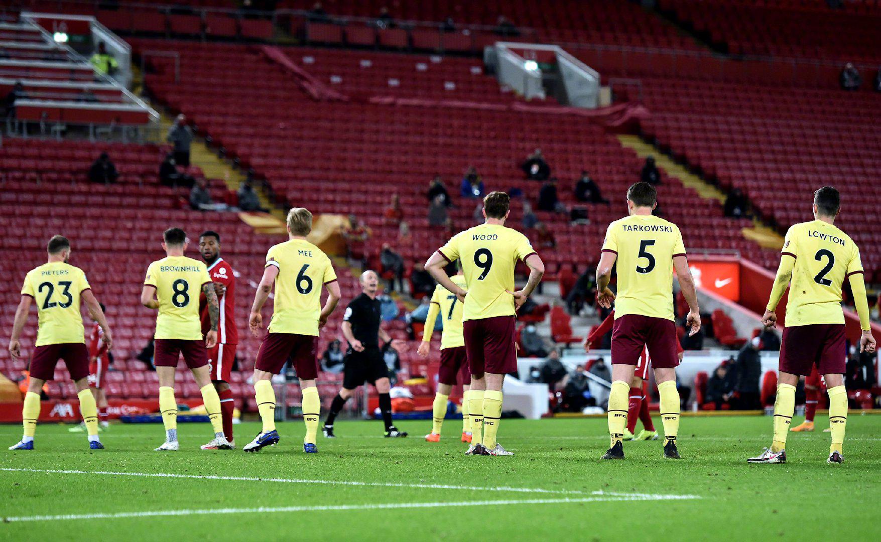 站的表现 站的表现