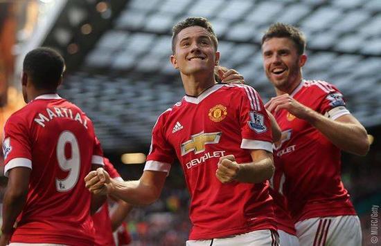 山东体彩女 山东体彩女