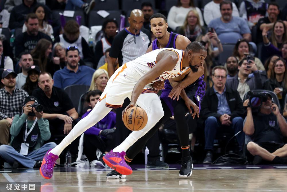 浓厚的兴趣 浓厚的兴趣