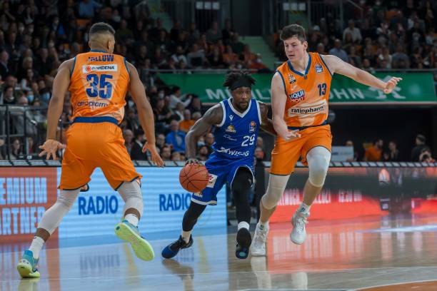 克罗斯却走 克罗斯却走